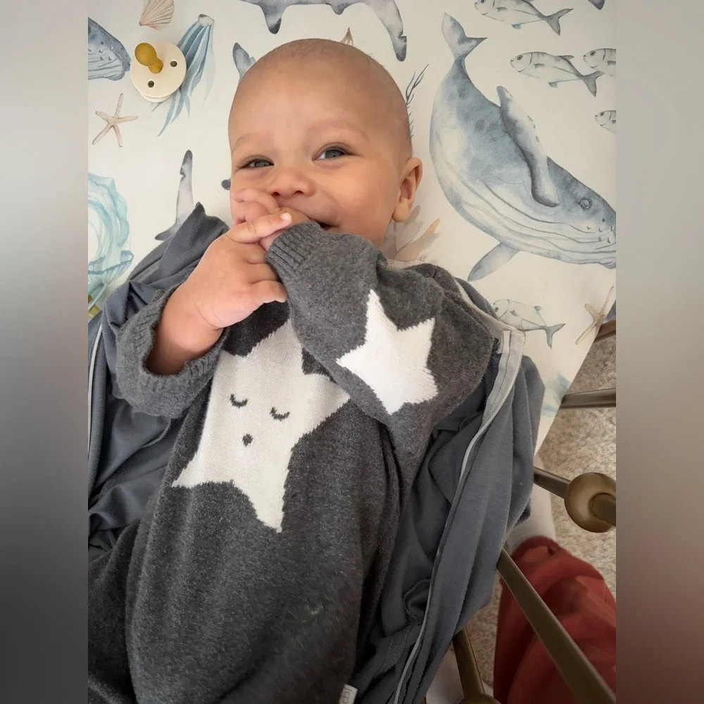 Elegant baby sweater outfit with star 0-6 months baby boy grey